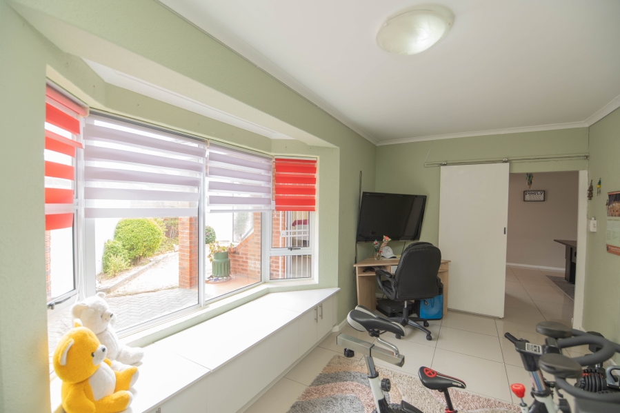 3 Bedroom Property for Sale in Summerstrand Eastern Cape